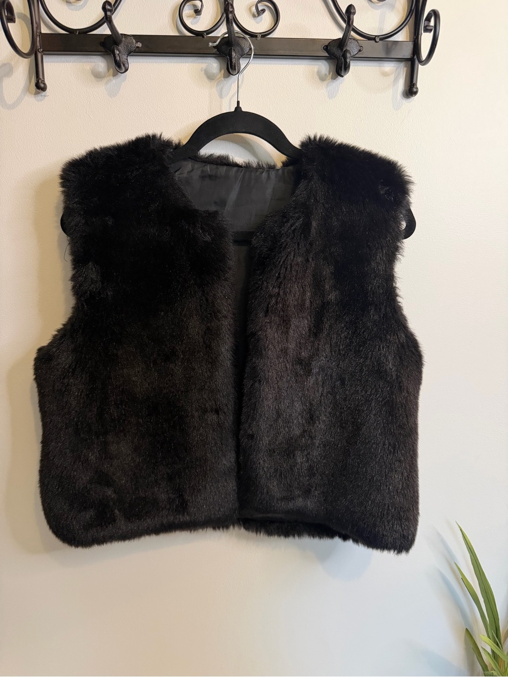 XOXO Black Faux Fur Vest